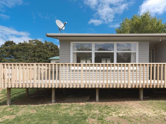 House for rent in Awhitu, Oroua County