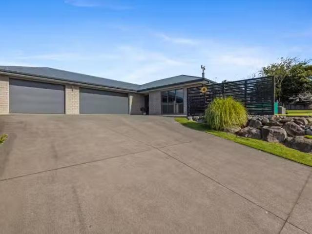 House for sale in Hillsborough, Taranaki