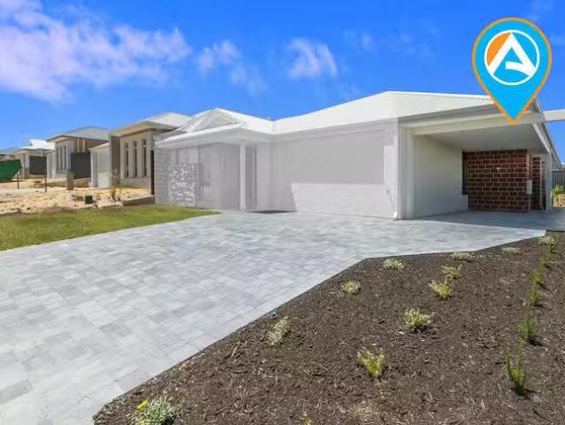 House for rent in Madora Bay