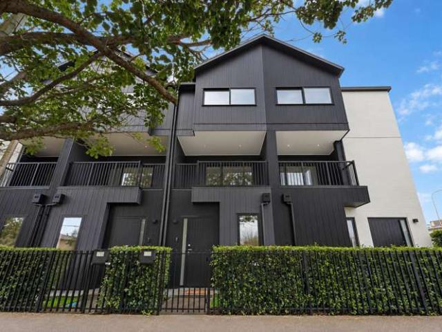 Townhouse for sale in Balmoral, Oroua County
