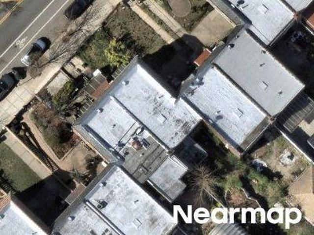 House for sale in Queens, Arverne