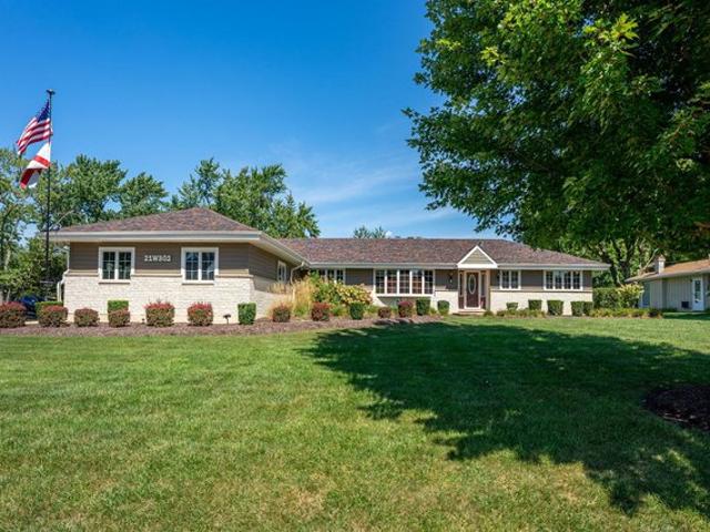 House for sale in Itasca, Illinois