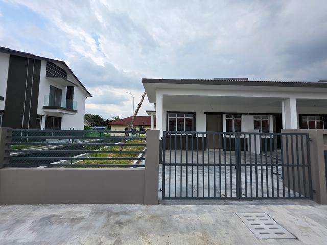 Terraced House for sale in Petaling, Alam Impian