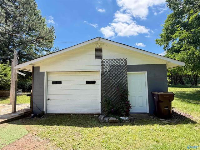 House for sale in Elkmont, Alabama