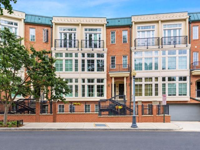 Townhouse for rent in Washington, Washington DC