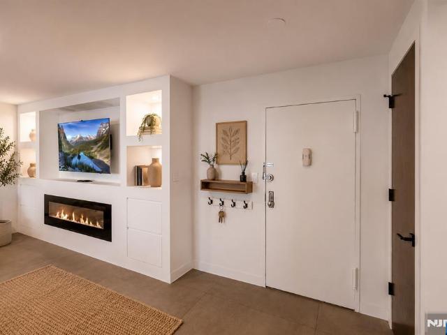 House for sale in Fort Lee, New Jersey