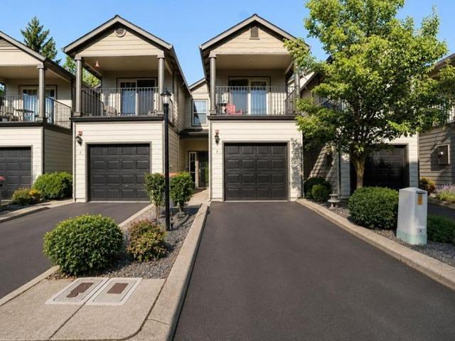 Townhouse for sale in Oregonia