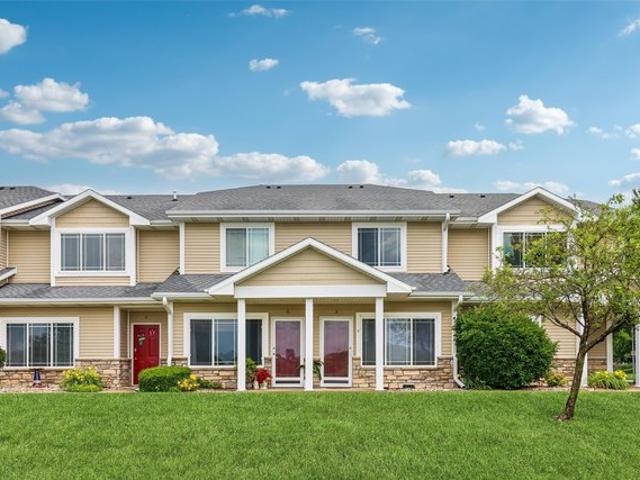 Townhouse for sale in Des Moines, Iowa