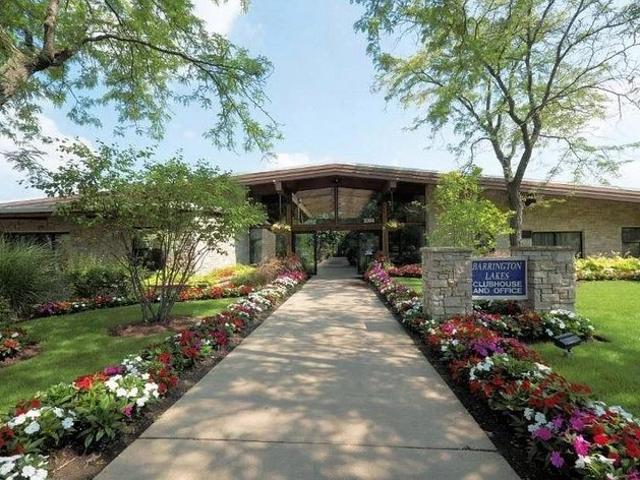 House for sale in Hoffman Estates, Illinois