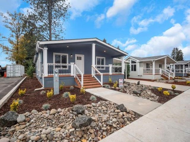 House for sale in Oregonia
