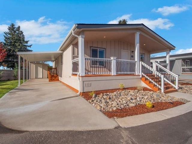 House for sale in Oregonia