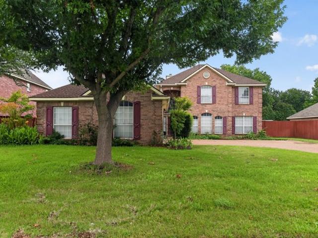 House for sale in Colleyville, Texas
