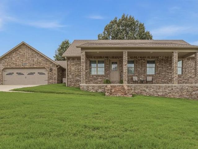 House for sale in Ark