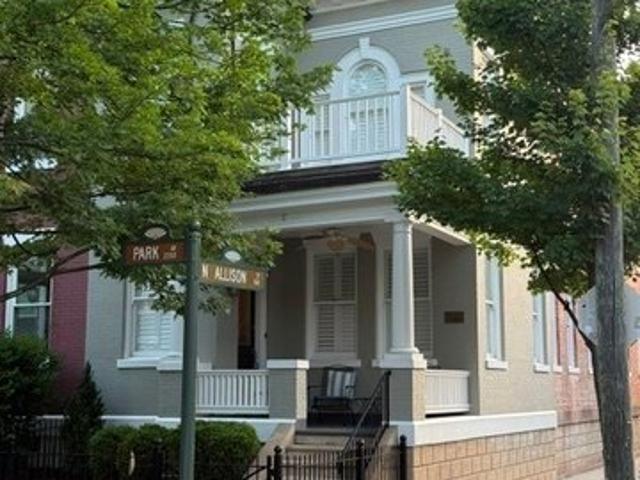 Townhouse for sale in Virginia