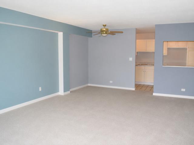 Condo for sale in Lombard, Illinois