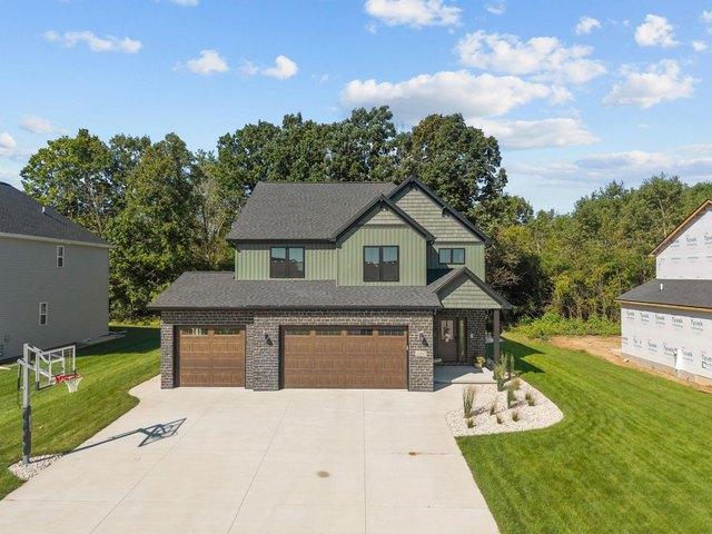 House for sale in Neenah, Winnebago County