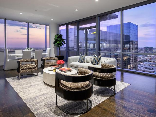 Condo for sale in Dallas, Texas