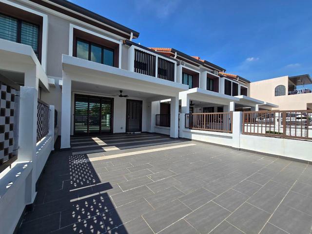 Terraced House for rent in Alam Impian, Selangor