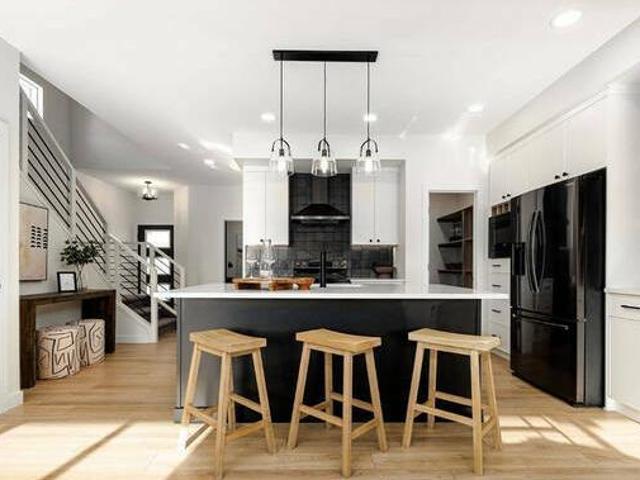 House for sale in Wedgewood, Alberta