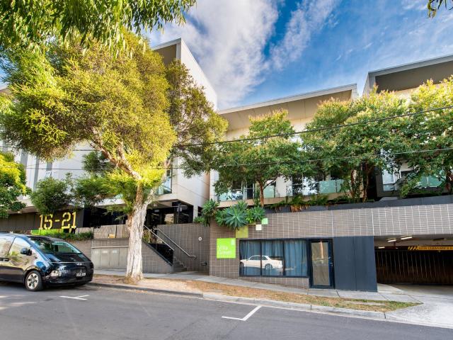 Apartment for rent in Box Hill