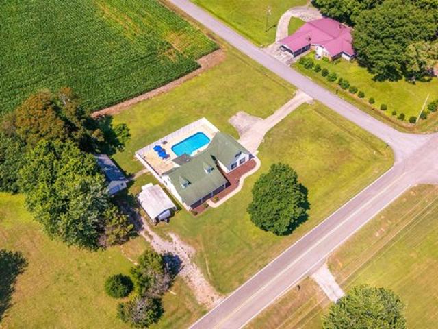 House for sale in Elkmont, Alabama
