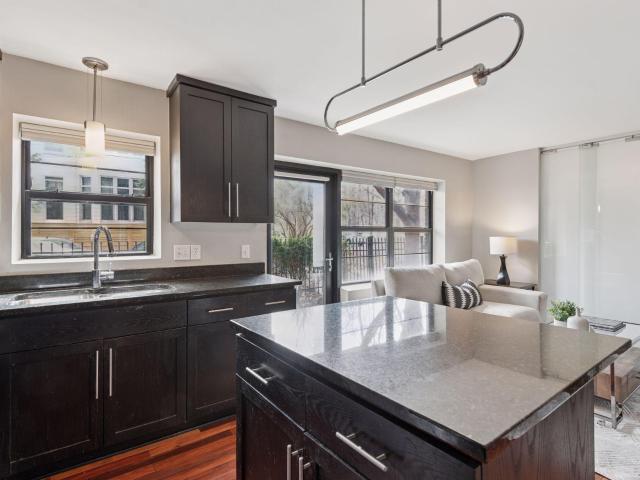 Condo for sale in Hennepin, Minnesota