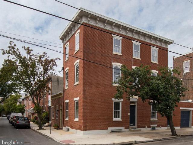 Townhouse for rent in Philadelphia