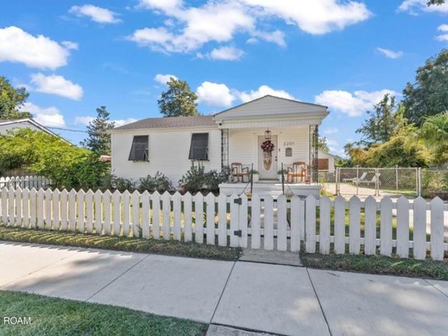 House for sale in Versailles, Chalmette