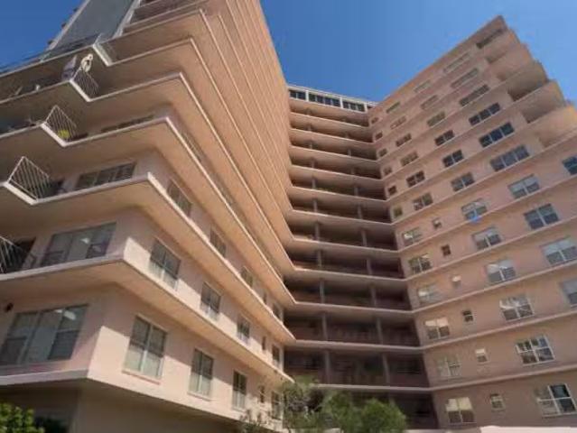 House for sale in Phoenix House for sale in Phoenix