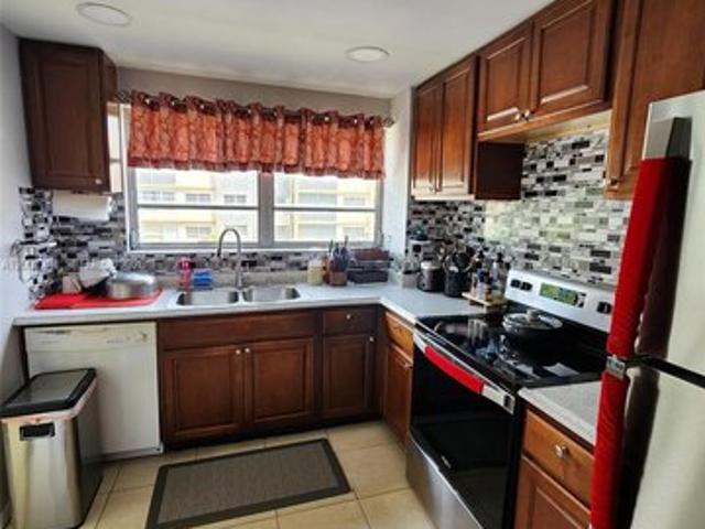 Condo for sale in Lauderhill, Florida