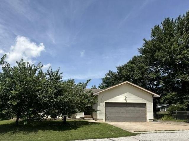 Condo for sale in Ozark