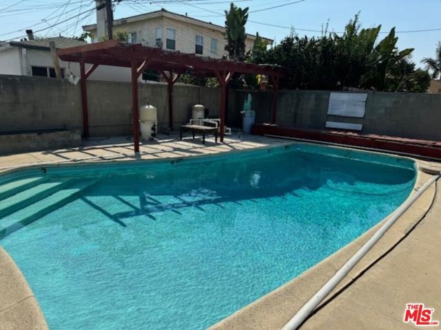 House for sale in Canoga Park, California