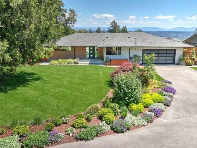 House for sale in Washington
