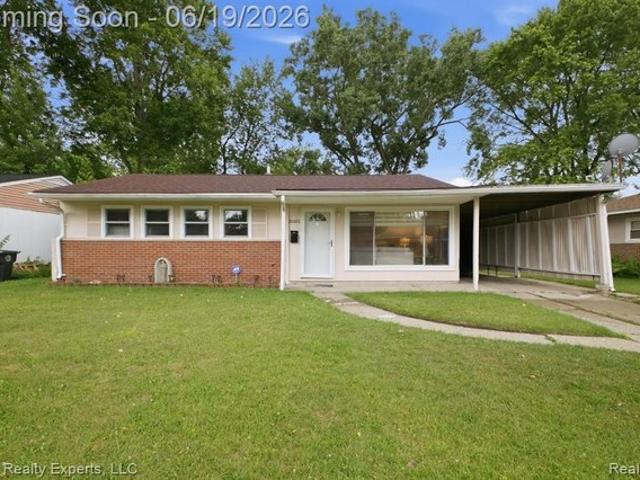 House for sale in Oak Park, Michigan