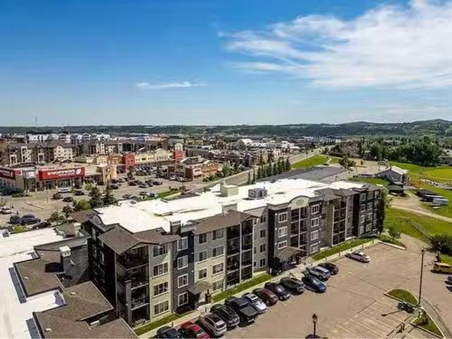 Condo for sale in Cochrane, Alberta