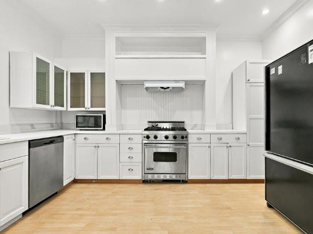 Apartment for rent in Côte-des-Neiges–Notre-Dame-de-Grâce, Montréal