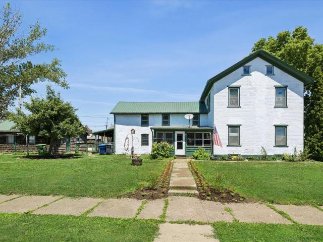 House for sale in Clinton, Iowa