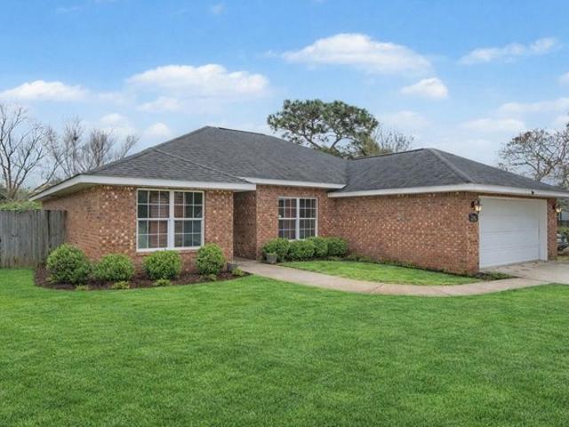 House for sale in Navarre, Florida