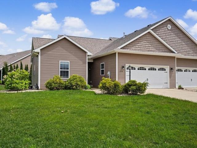 Townhouse for sale in Urbana, Illinois