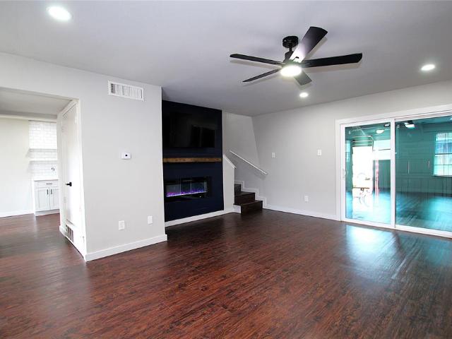 Townhouse for sale in Carrollton