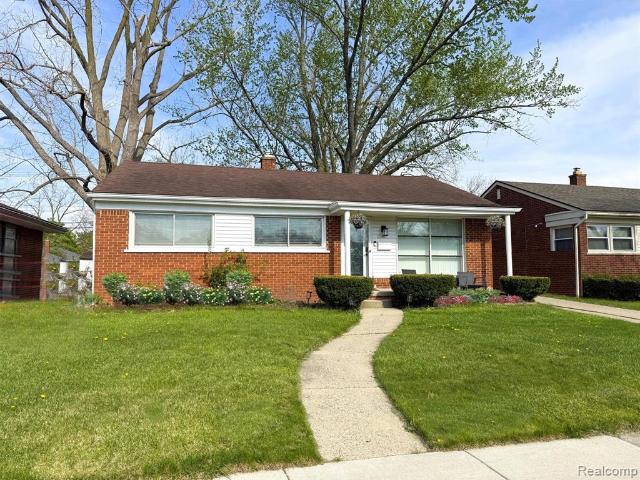 House for sale in Oak Park, Michigan