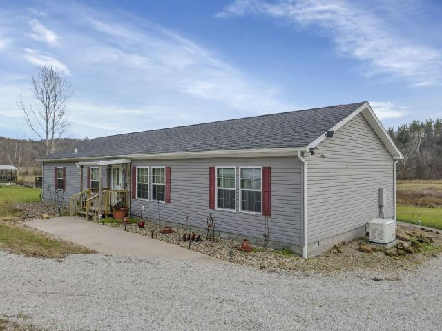 House for sale in Laurelville, Ohio