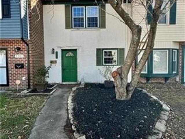 Townhouse for sale in Virginia