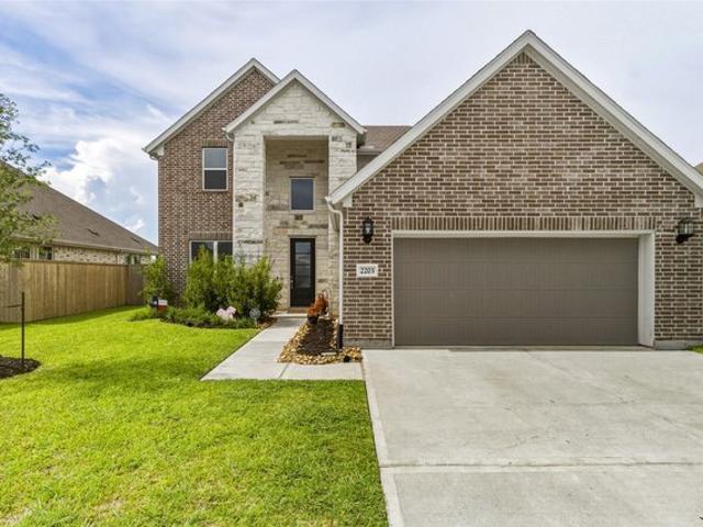 House for sale in League City, Texas