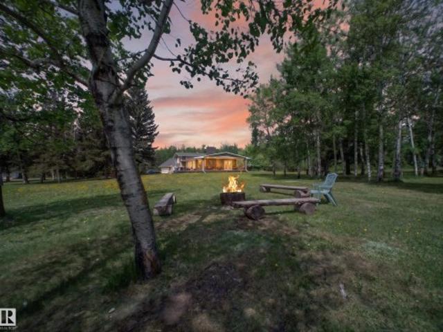 House for sale in Alberta