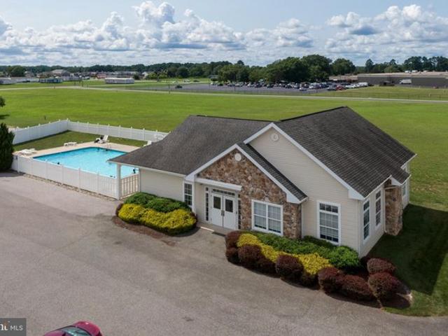Condo for sale in Delaware