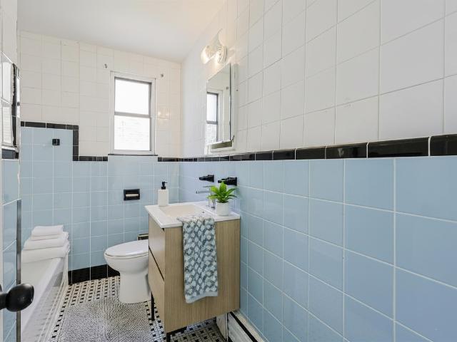 Apartment for rent in Toronto—St. Paul's, Toronto