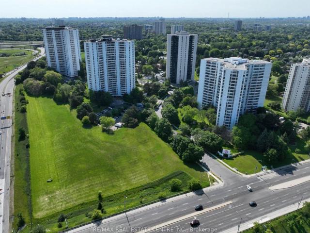 Condo for rent in Woburn, Ontario