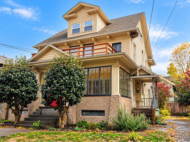 House for sale in Irvington, Portland