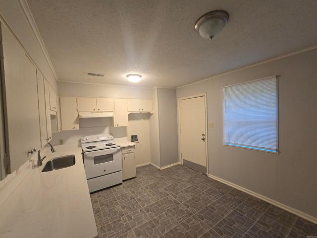 Property for rent in Ark